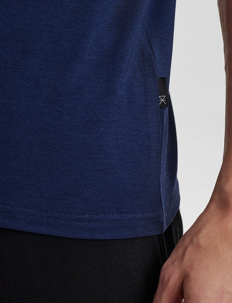 JBS of Denmark - JBS of DK O-neck. - nattrøjer - navy - 5