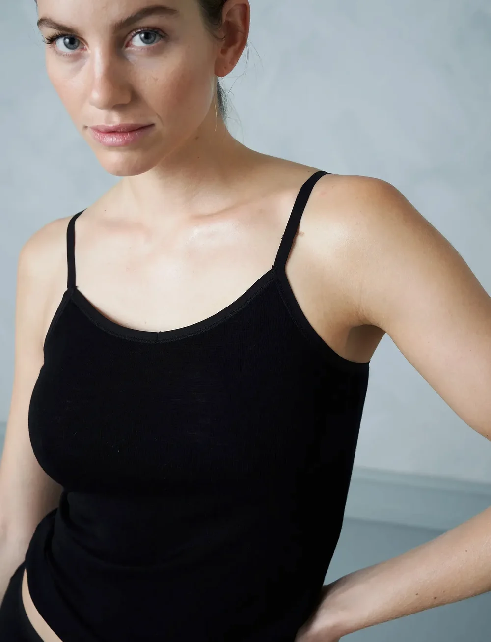 JBS of Denmark - JBS of DK top narrow straps - linnen - black - 0