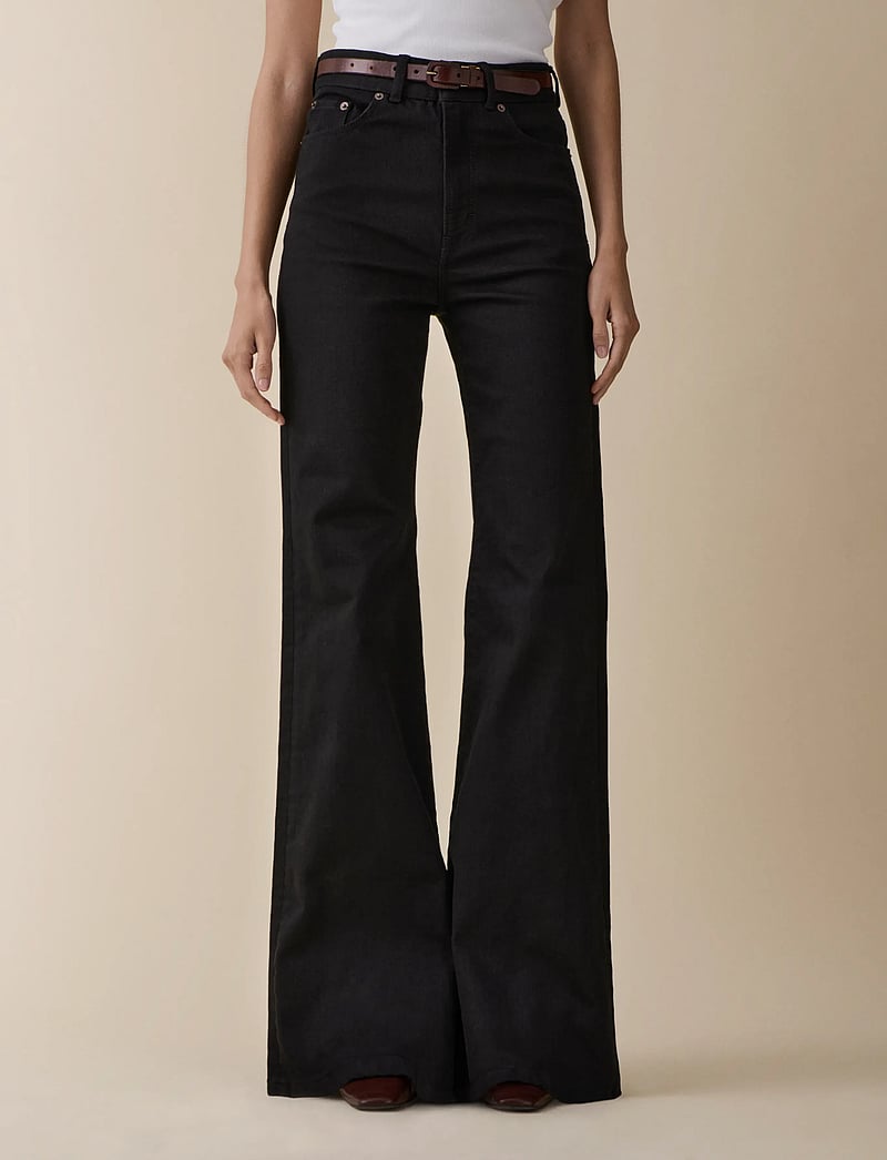 Jeanerica - Fuji - utsvängda jeans - rinse stay black - 0