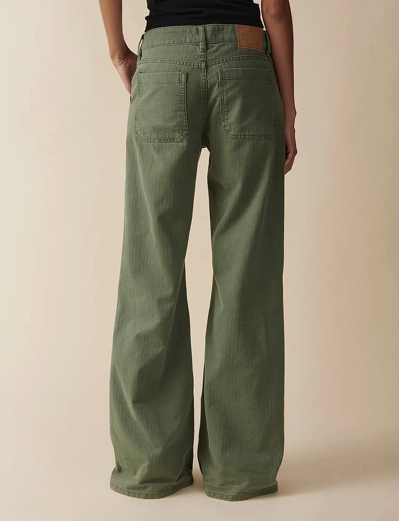 Jeanerica - Guell - laia säärega teksad - chevron green - 3