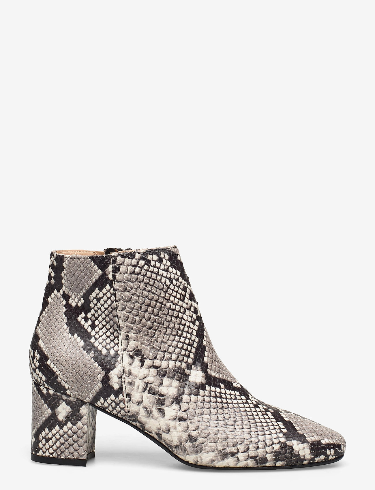 Jennie-Ellen - Honeymoon - snake print leather - 1