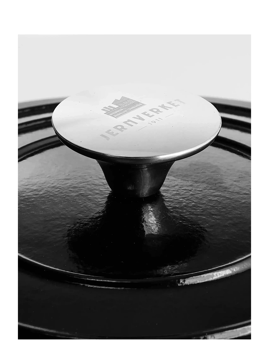 Jernverket - JERNVERKET CAST IRON CASSEROLE 4.2 L MATTE BLACK - matte black - 3