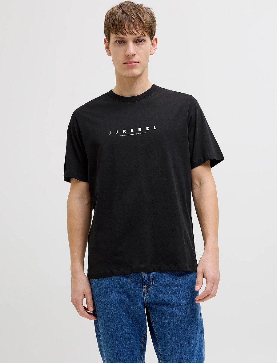 JJ REBEL - JREBROCKY LOGO TEE SS CREW NECK SN - lühikeste varrukatega t-särgid - black - 0