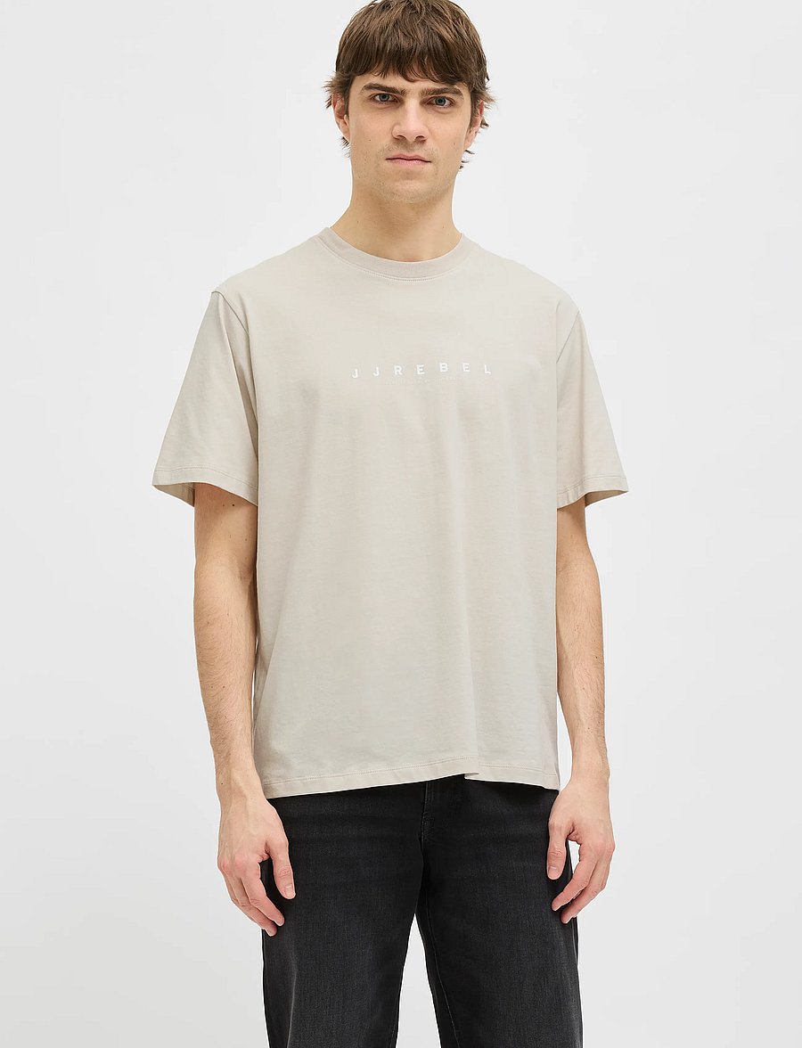 JJ REBEL - JREBROCKY LOGO TEE SS CREW NECK SN - lühikeste varrukatega t-särgid - moonbeam - 0