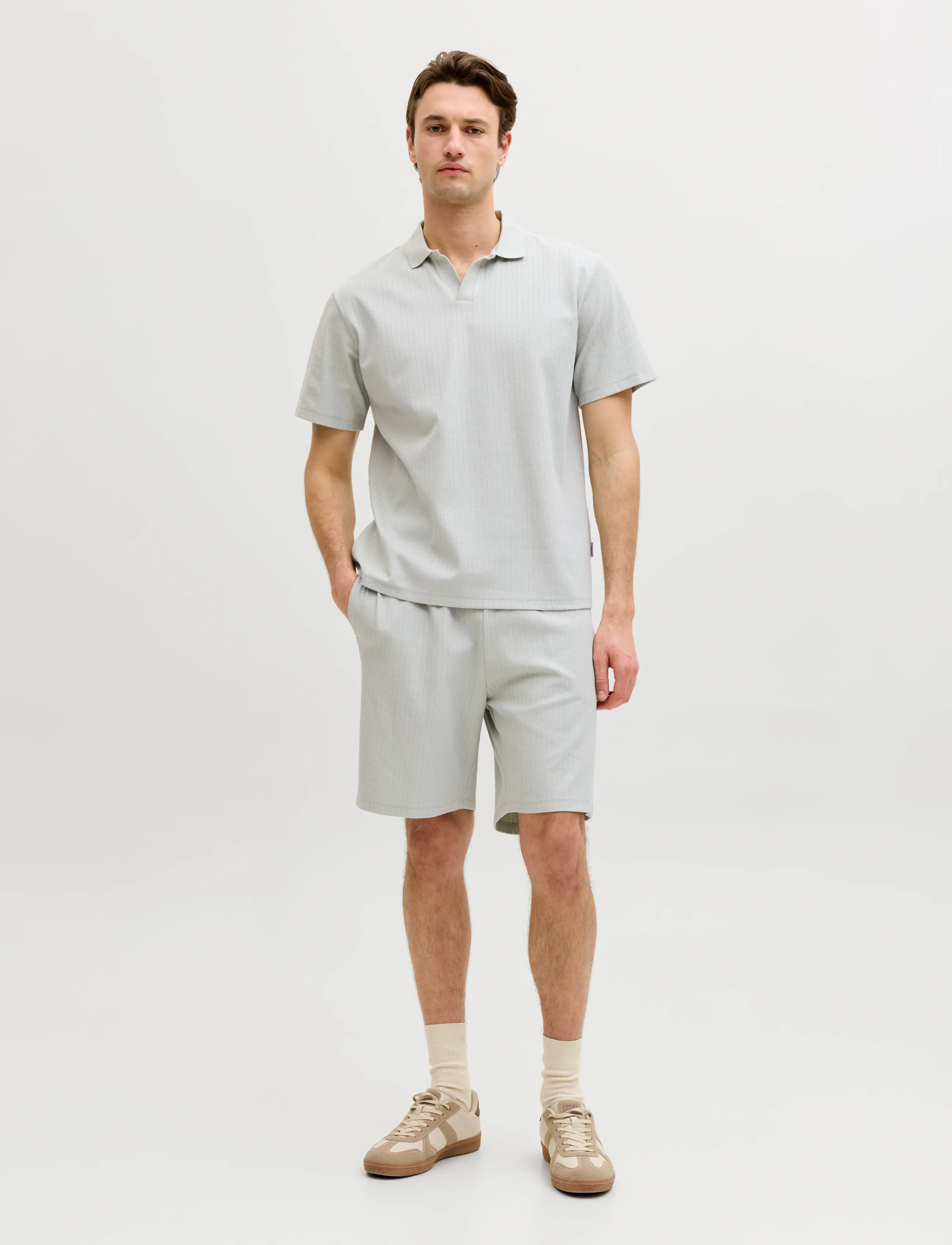 JJ REBEL - JREBDENVER SPLIT NECK SS TEE - aqua gray - 4