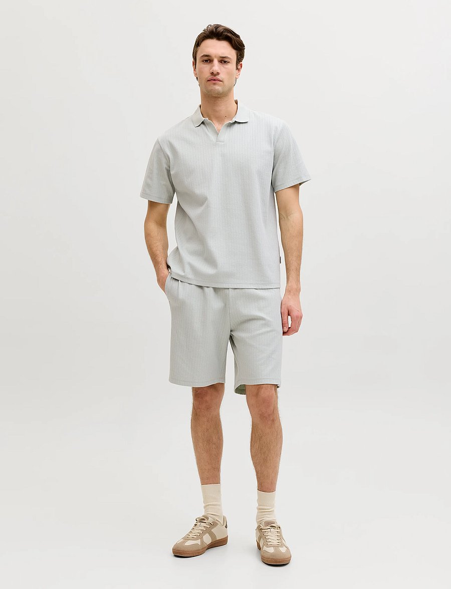 JJ REBEL - JREBDENVER SPLIT NECK SS TEE - aqua gray - 4