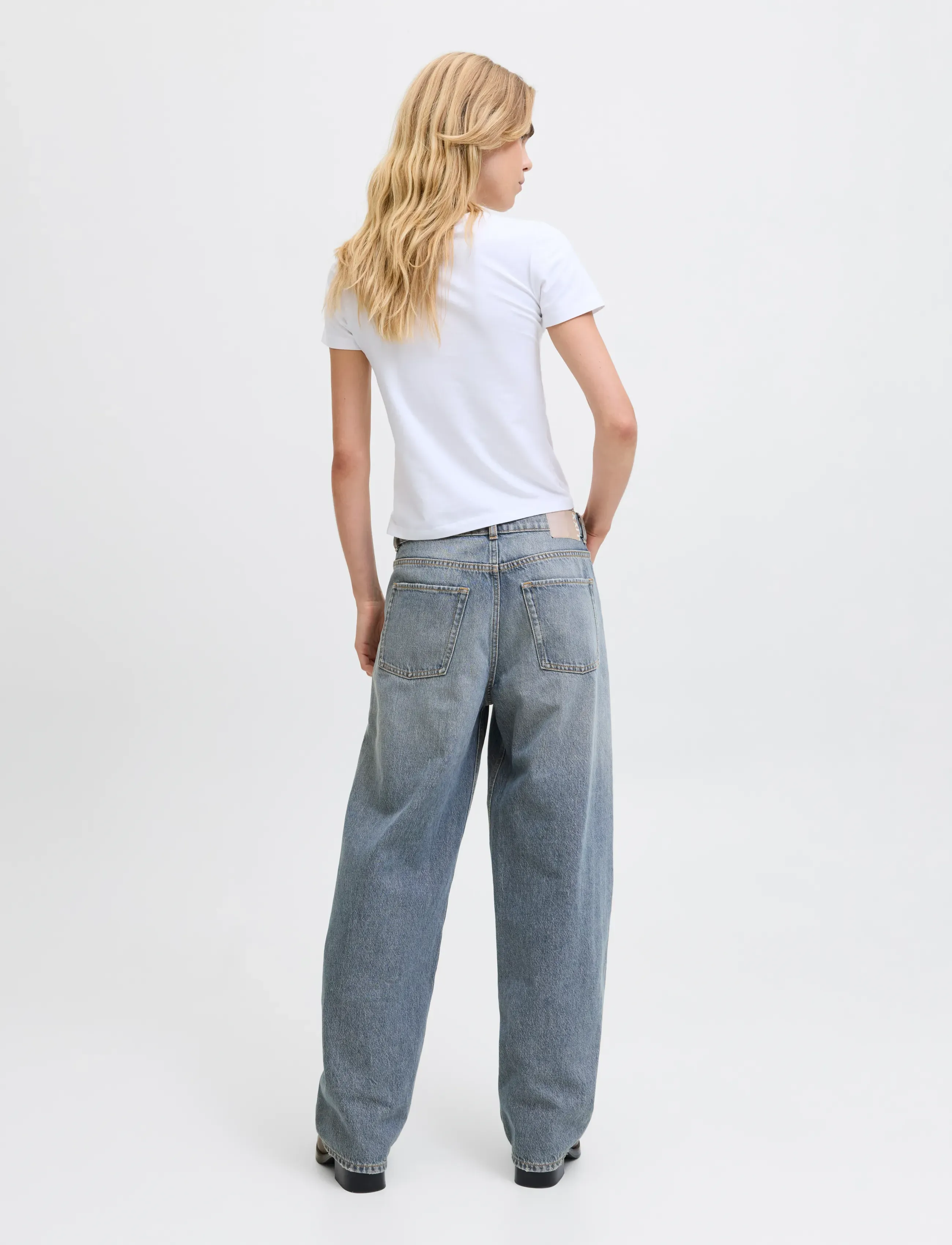 JJXX - JXFUJI BARREL MW JEANS R251 DNM NOOS - jeans barrel - medium blue denim - 3