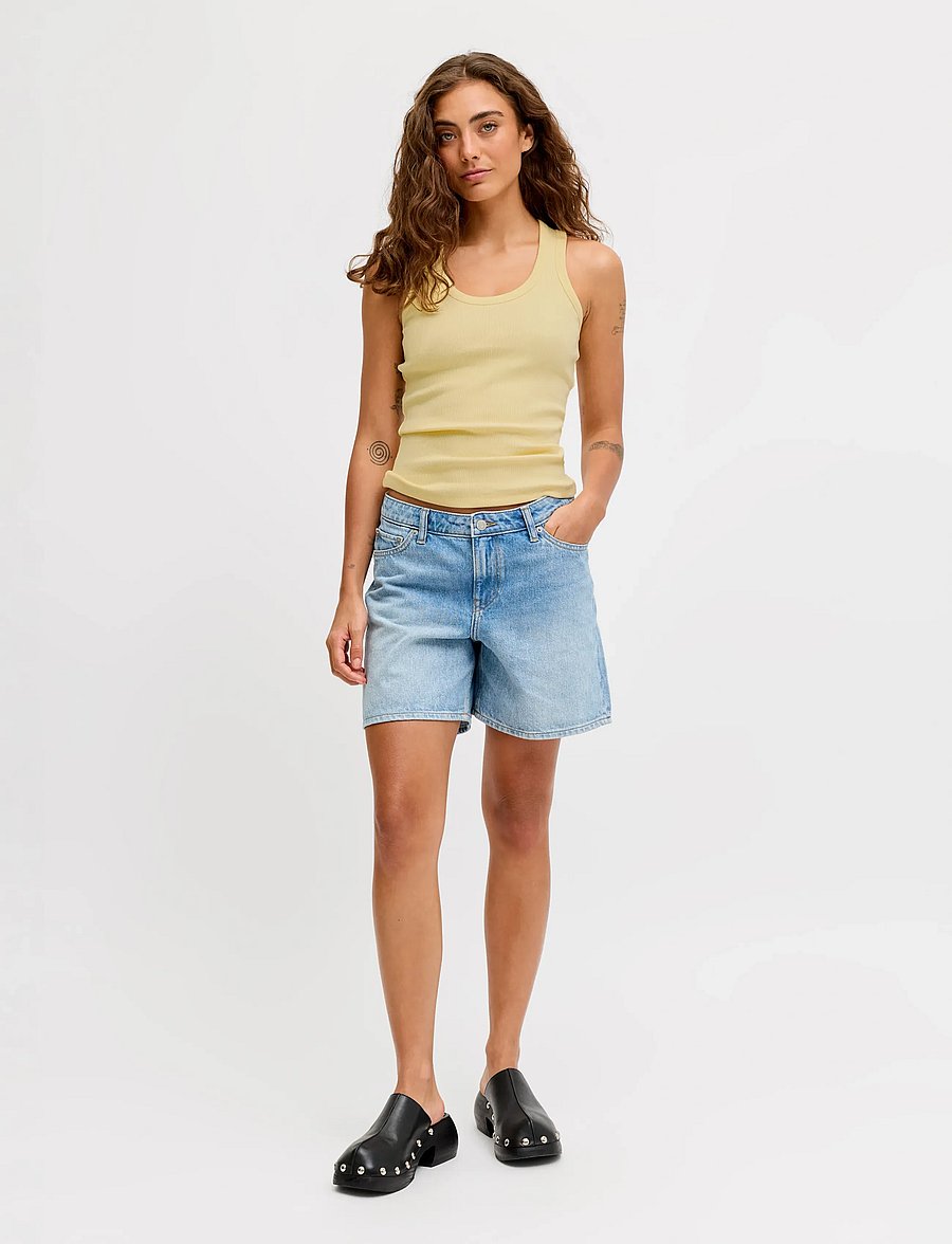 JJXX - JXFRIDA SL U-NECK TOP JRS NOOS - mouwloze tops - sunlight - 4