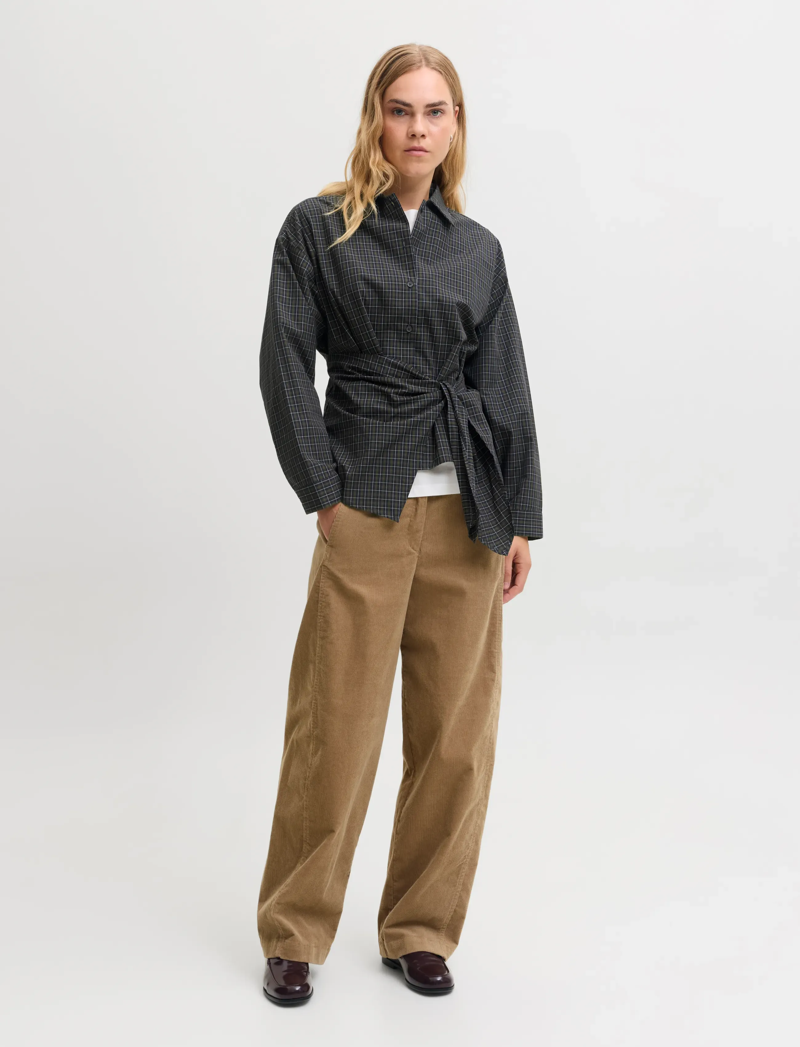 JJXX - JXVIOLA POPLIN LS WRAP TIE SHIRT WVN - pikkade varrukatega särgid - black - 4