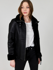 Jofama - Alice Leather Bomber Jacket - spring jackets - black - 6