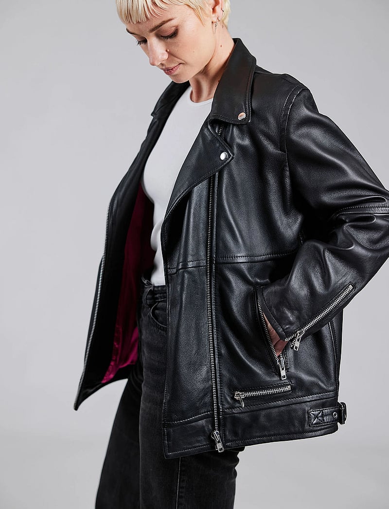 Jofama - Wilma Boxy Biker - skinnjackor - black - 4