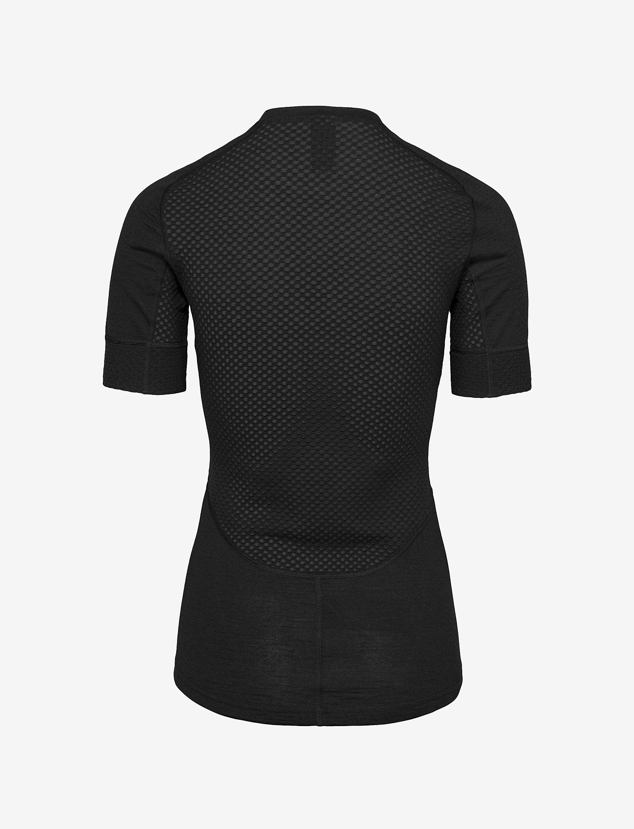 Johaug - Lithe Tech-Wool Tee - jacken & mäntel - tblck - 1