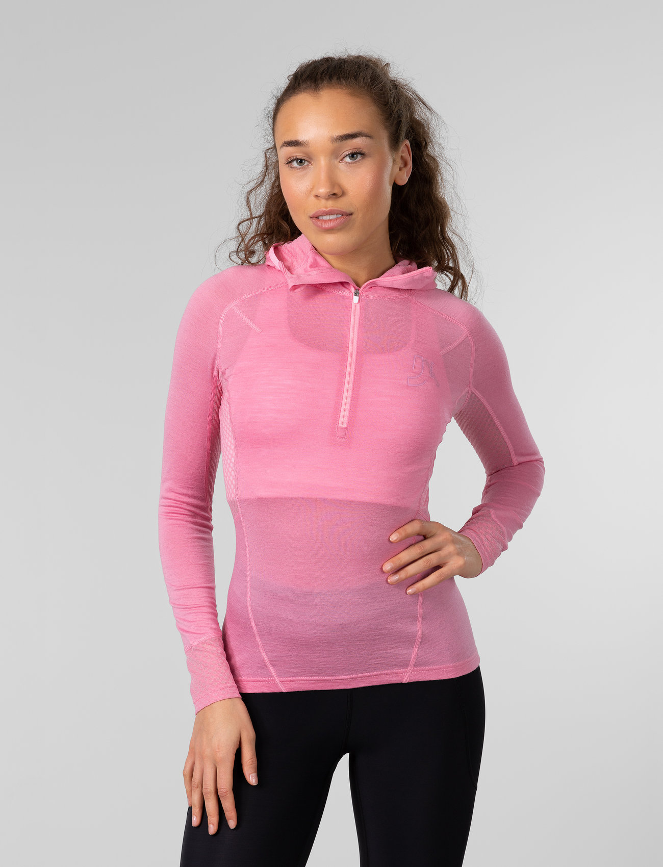 Johaug - Lithe Tech-Wool Hood - aluskihina kantavad alussärgid - pink - 1
