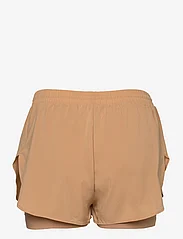 Johaug - Discipline Shorts 2.0 - sports shorts - brown - 1