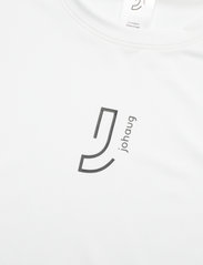 Johaug - Elemental Tee 2.0 - t-shirts - white - 3