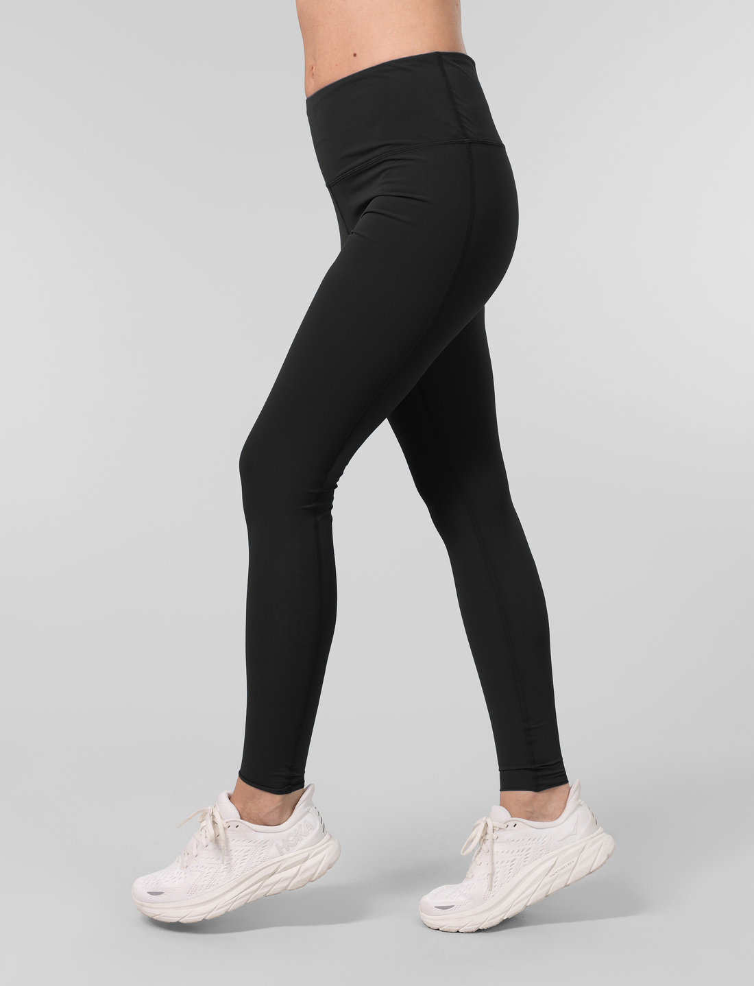 Johaug - Elevated Performance Cut off Tights - treeningretuusid - cblck - 4