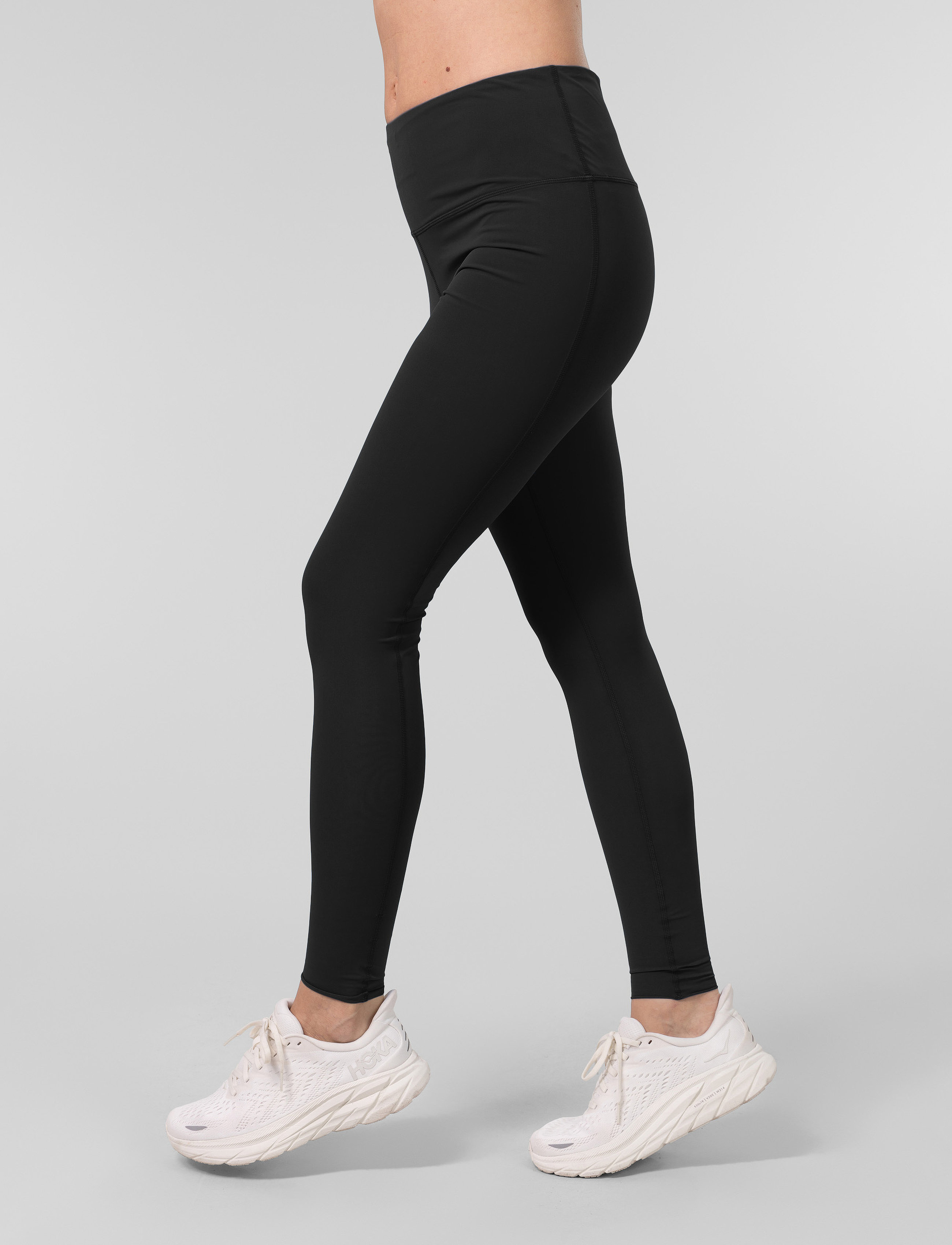 Johaug - Elevated Performance Cut off Tights - trainingstights - cblck - 4