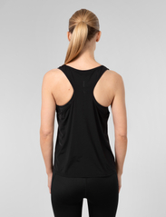 Johaug - Elevated Performance Singlet - t-shirt & tops - black - 3