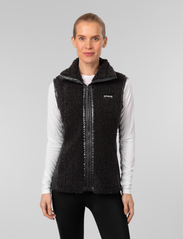 Johaug - Sway Vest 2.0 - quilted vests - black - 3