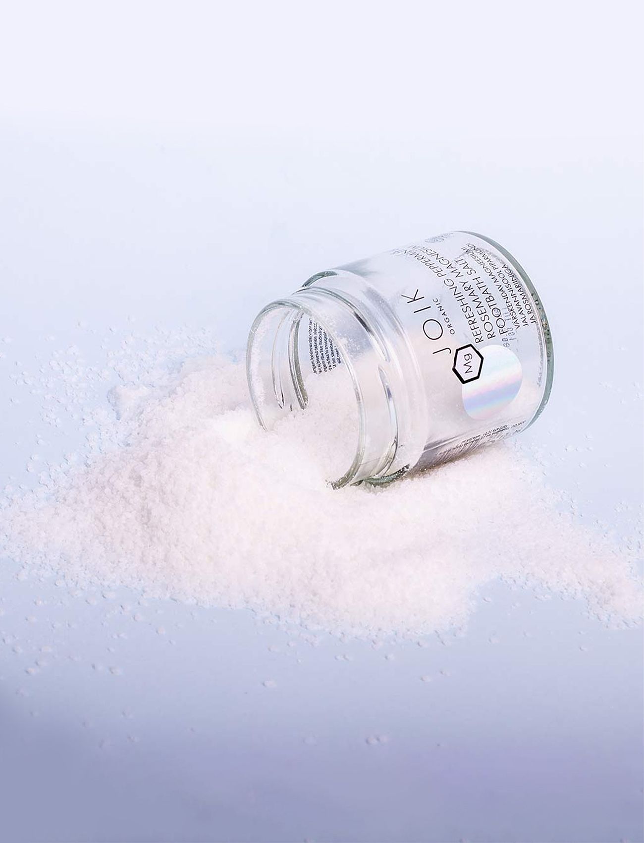 JOIK - JOIK Organic Refreshing Peppermint & Rosemary Magnesium Footbath Salt - skrubji un eksfoliatori - ķermenim - clear - 1