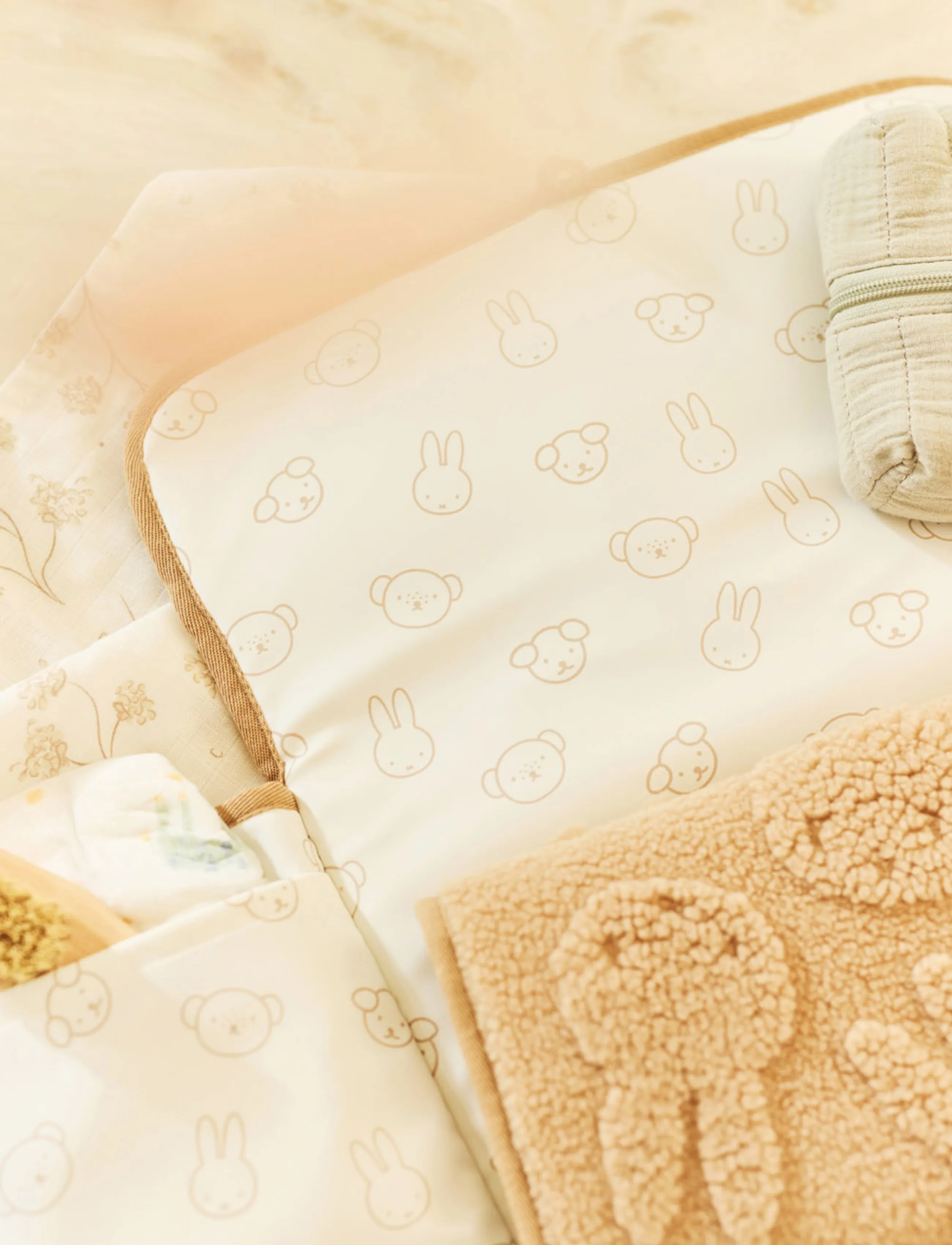 Jollein Changing Pad With Storage Pockets Jacquard Teddy, 70X71, Beige, Puslemadrasser Og -Underlag > Puslepuder, Børn