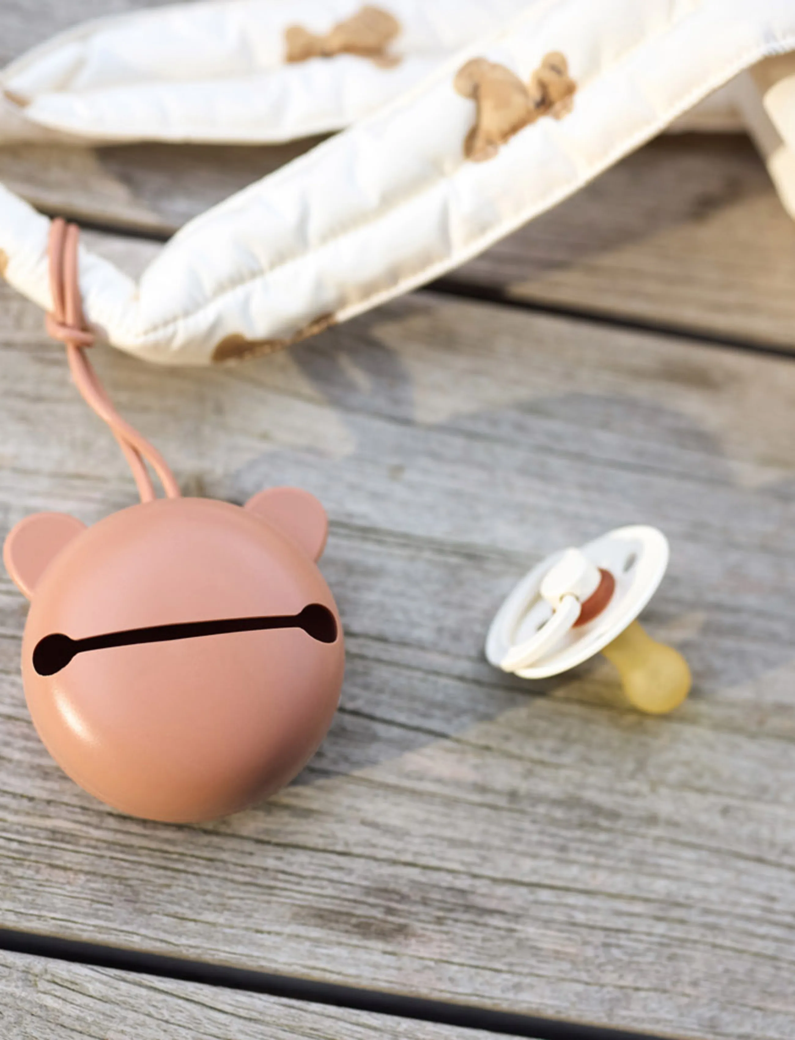 Jollein Silicone Pacifier Case, Børn, Silikone Bjørn Sutteetui, Beige, Str: 7X19