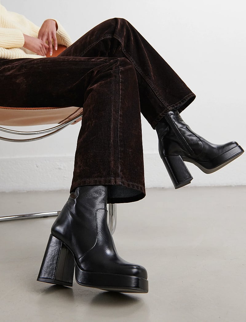 Jonak Paris 429-ben Cuir Vieilli (JON3500036) Heeled ankle boots