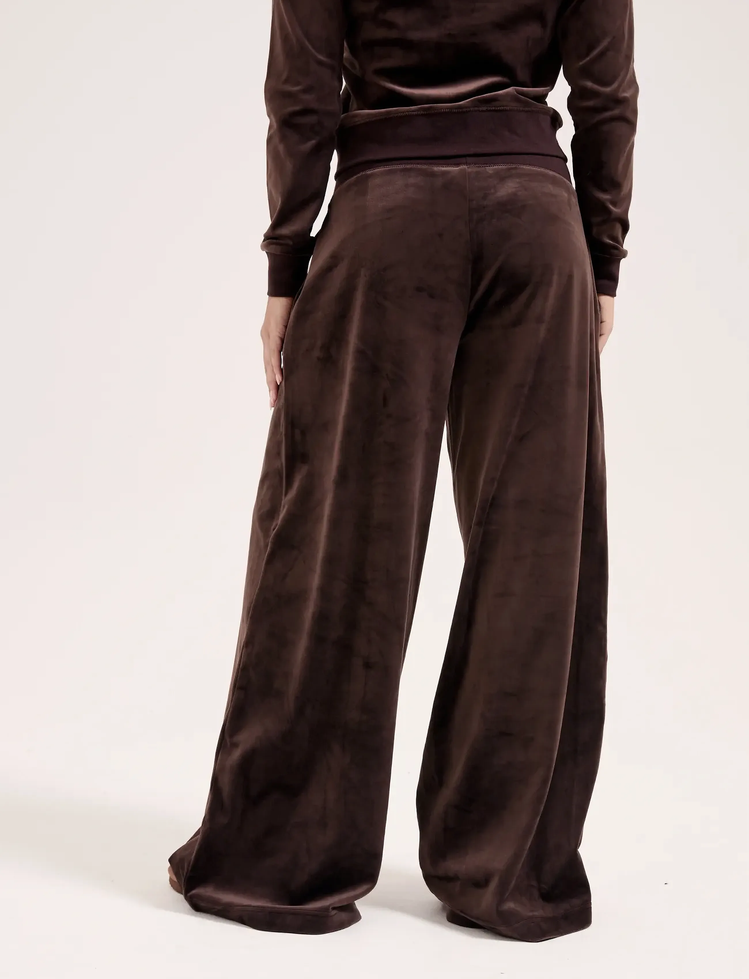 Juicy Couture - YUKA WIDE LEG TRACKPANT GOLD - pantalons larges - java - 4