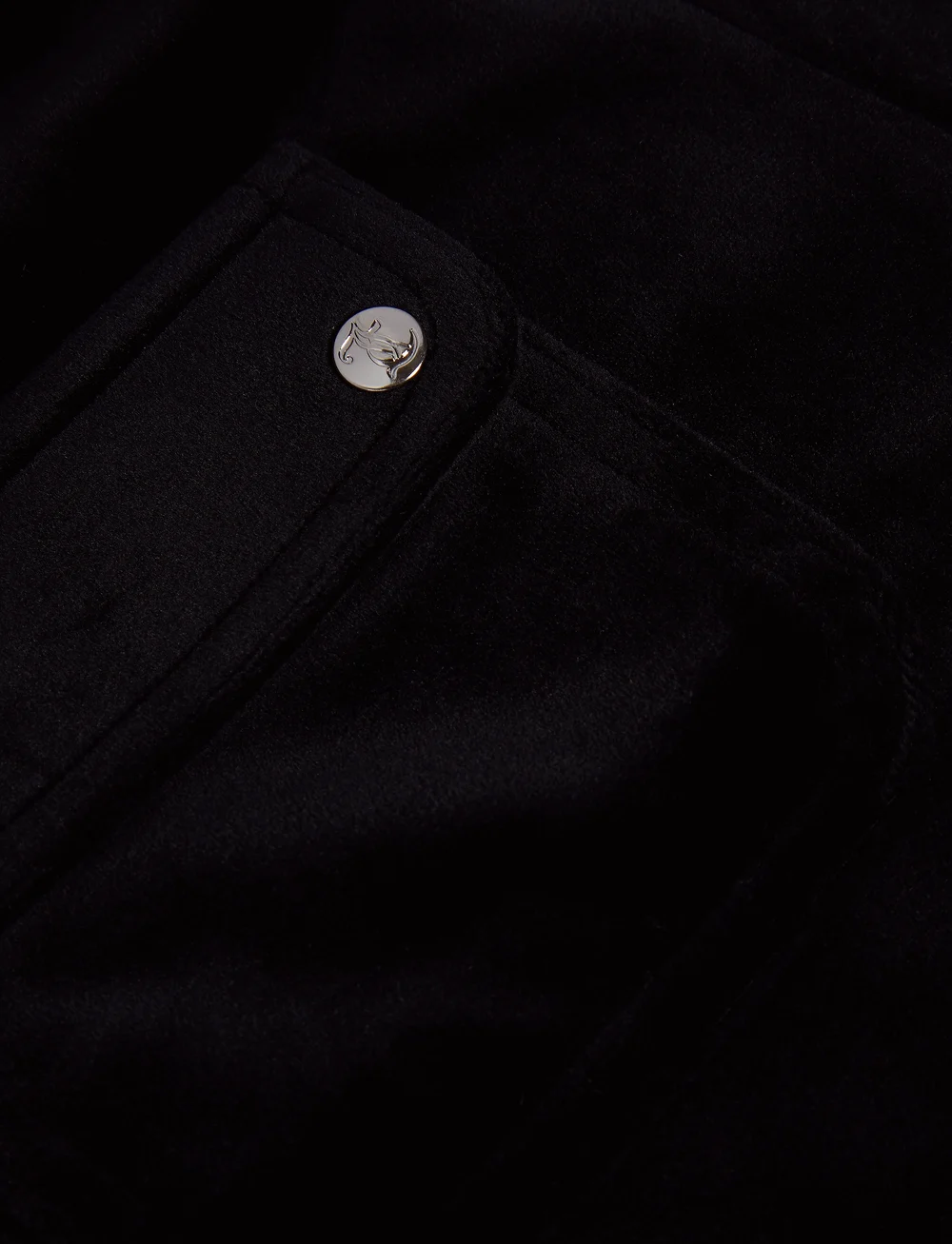 Juicy Couture - EVE SHORTS WITH POCKET - sweatshorts - black - 4