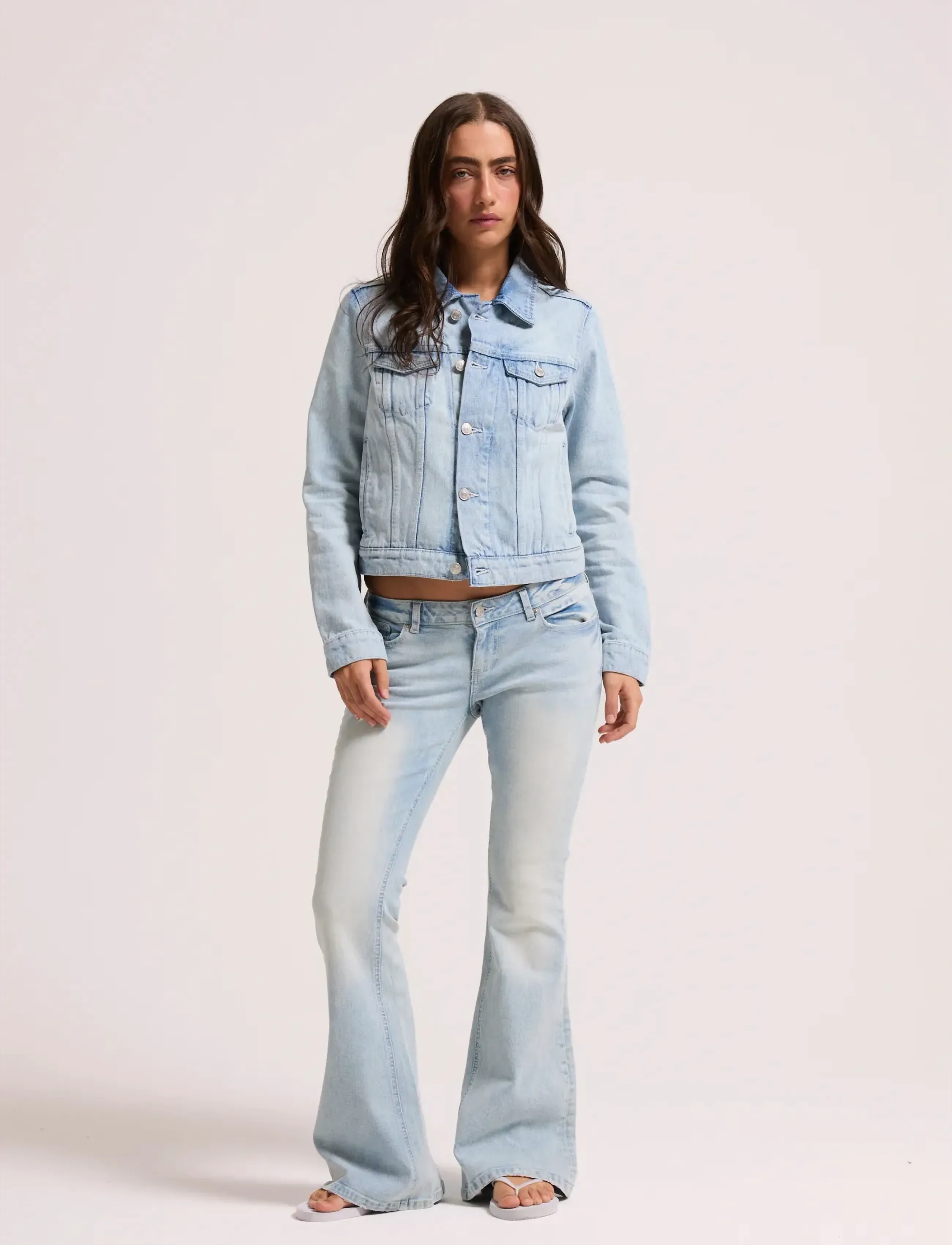 Juicy Couture DIAMANTE CROPPE - Kläder - LIGHT WASH / blue