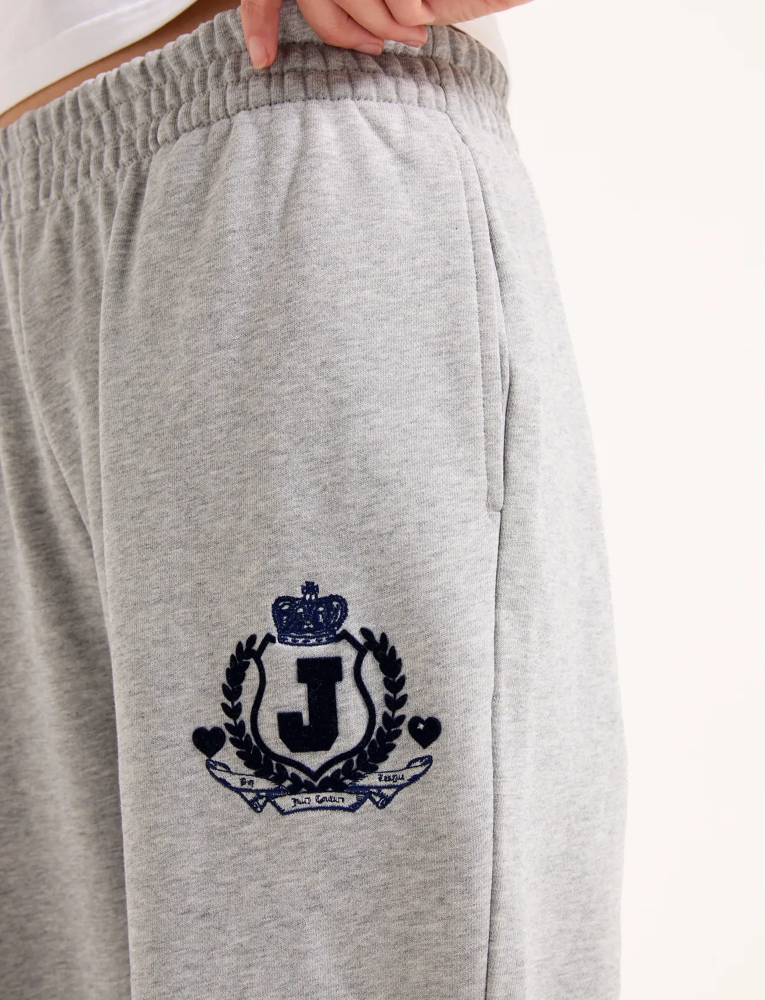 Vista Crest Cuffed Trackpants 3