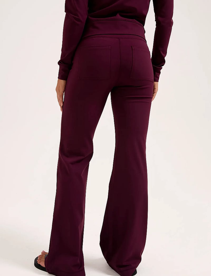 Juicy Couture - ACTIVEWEAR FARAH LOW RISE LEGGINGS - retuusid - winestasting - 5