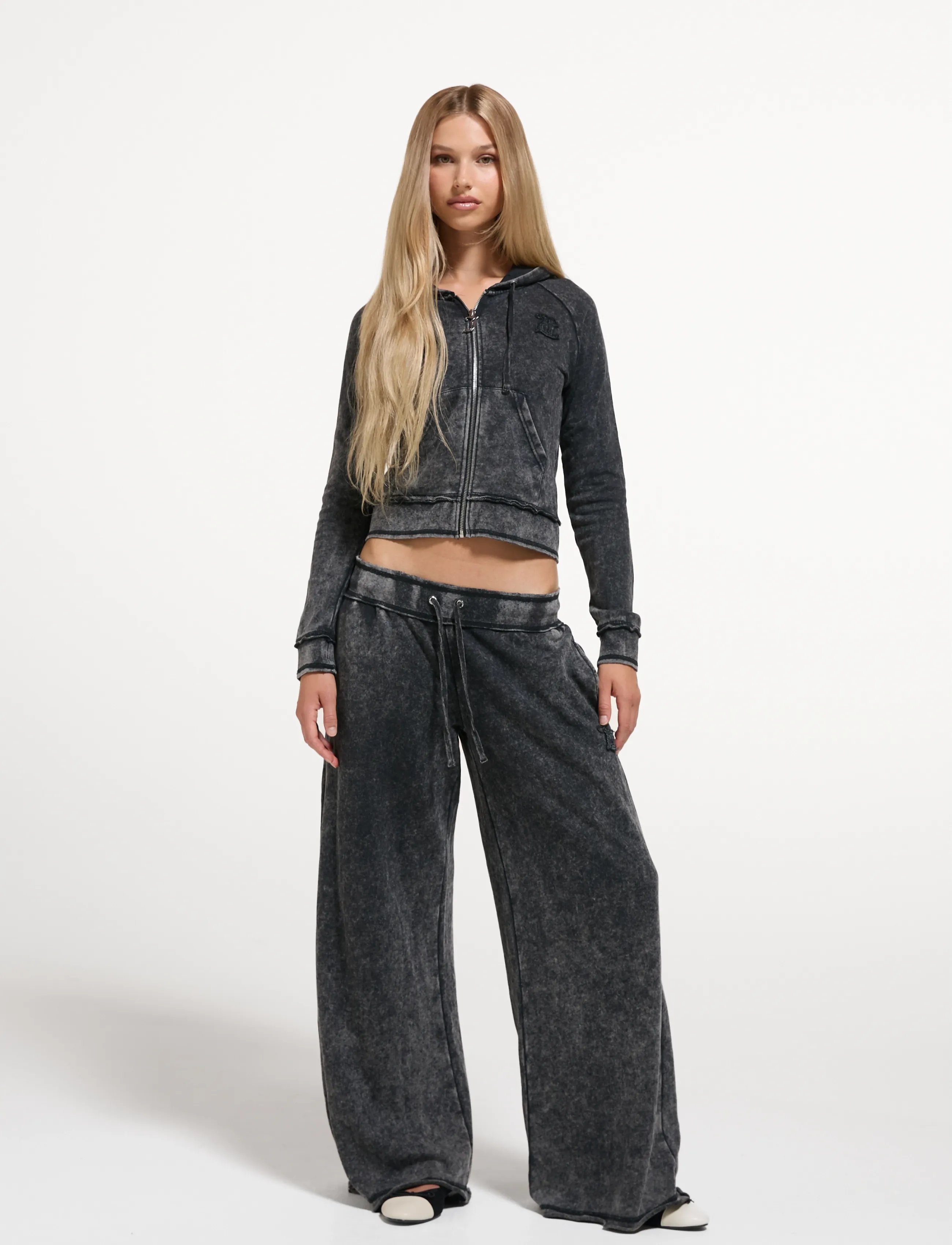 Juicy Couture Annen Applique Wide Leg Trackpant, Damen, Weite Trainingshose, Schwarz, Gr.S