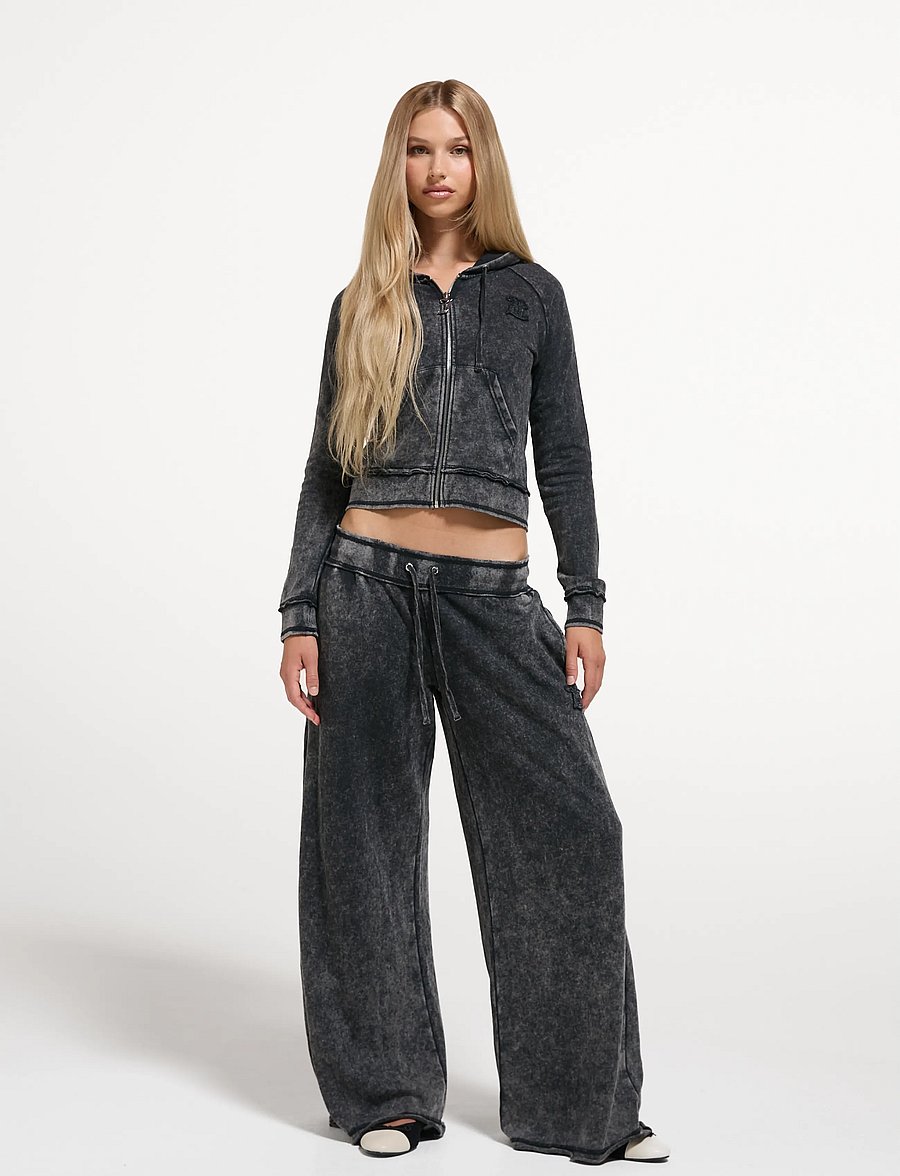 Juicy Couture - ANNEN APPLIQUE WIDE LEG TRACKPANT - alltags-style - black - 0