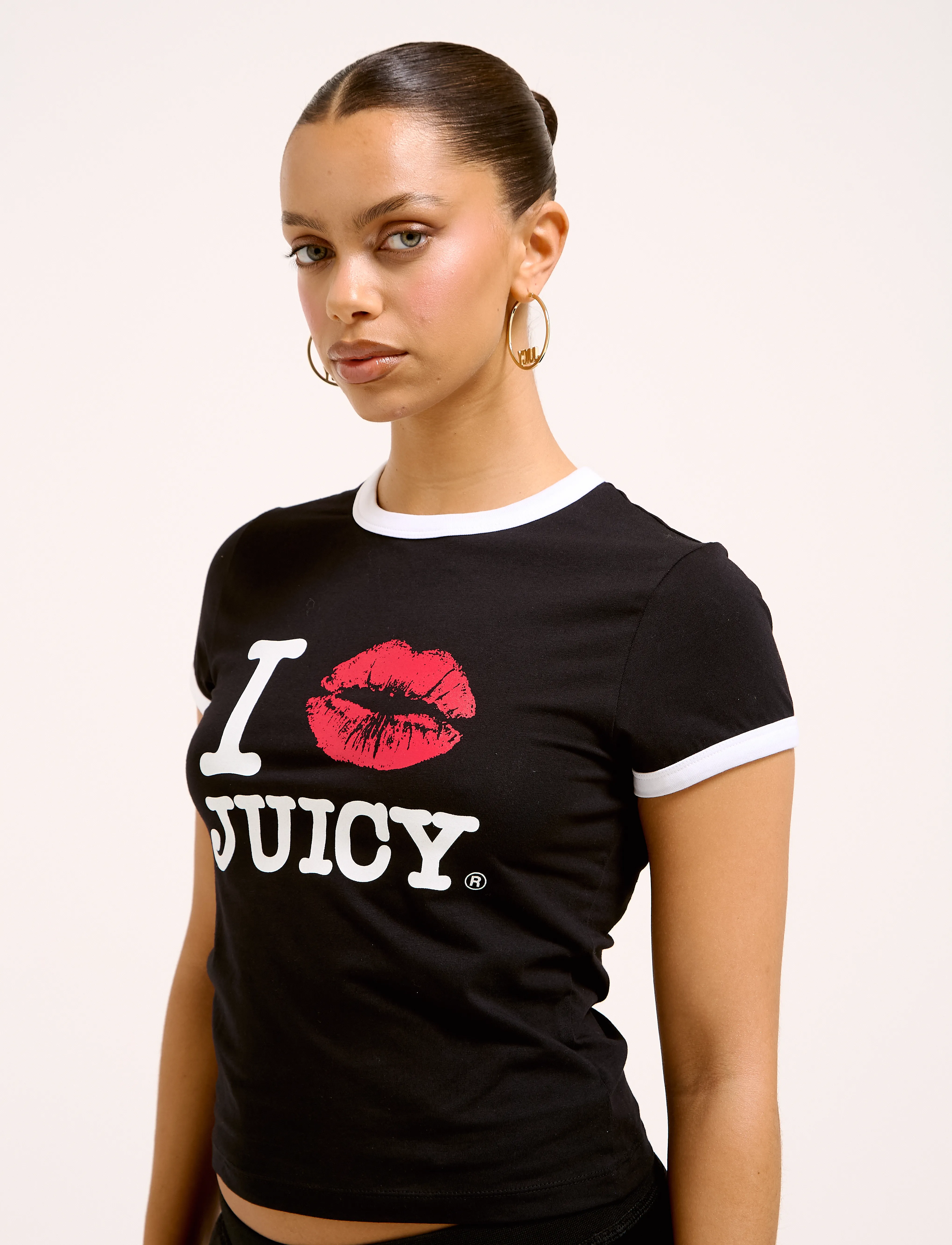 Juicy Couture I ‘KISS’ JC FITTED RINGER TEE - T-Shirts & Tops - BLACK / black