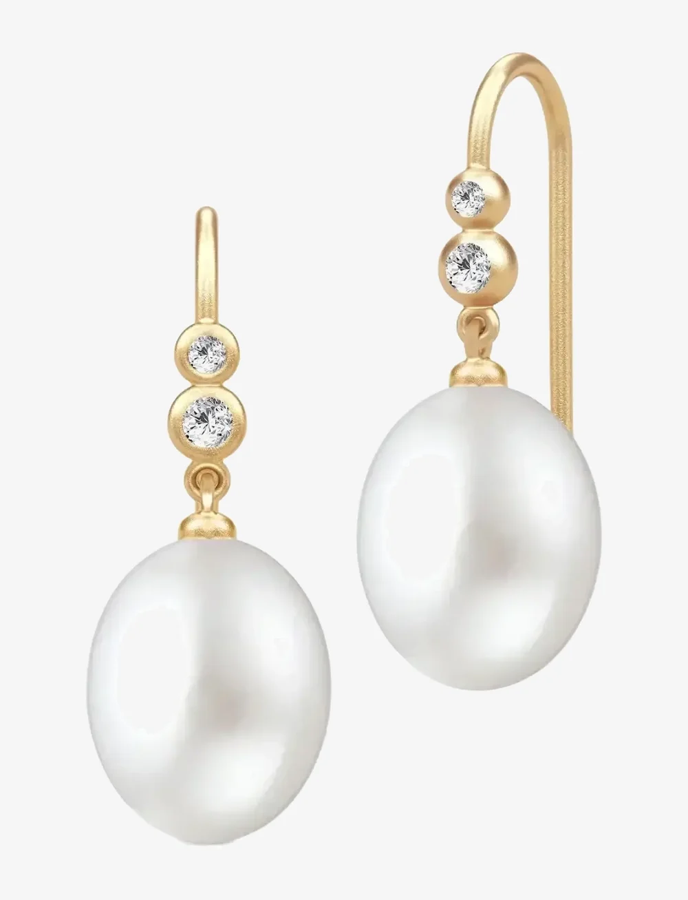 Julie Sandlau - Perla Earrings - hängande örhängen - white pearl - 1