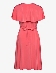 Jumperfabriken - Lily - wrap dresses - coral - 3