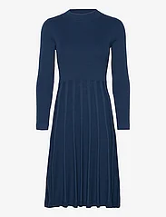 Jumperfabriken - Henna dress Dark Blue - stickade klänningar - darkblue - 0