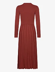 Jumperfabriken - Joanne Dress Rust - knitted dresses - rust - 1