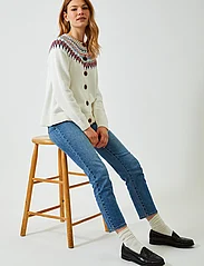 Jumperfabriken - Joelle Cotton - koftor - white - 3