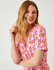 Jumperfabriken - Alberta - t-shirt jurken - pink - 5