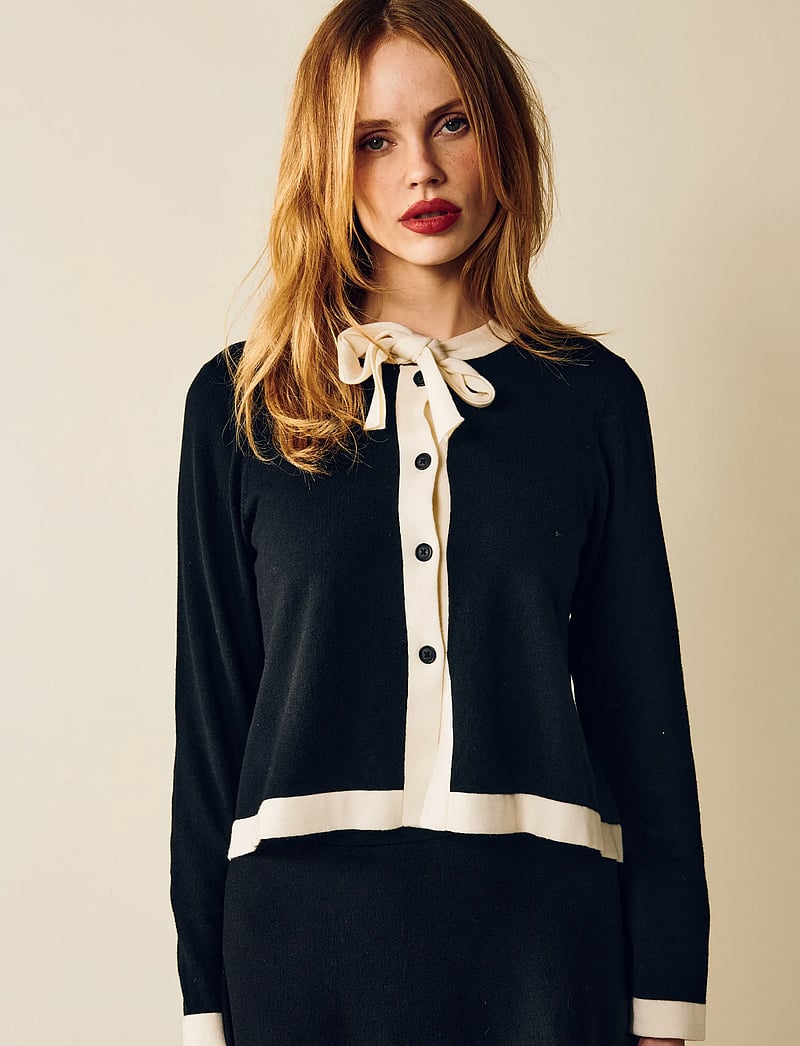 Jumperfabriken - Paulie Cardigan - cashmere - black - 0