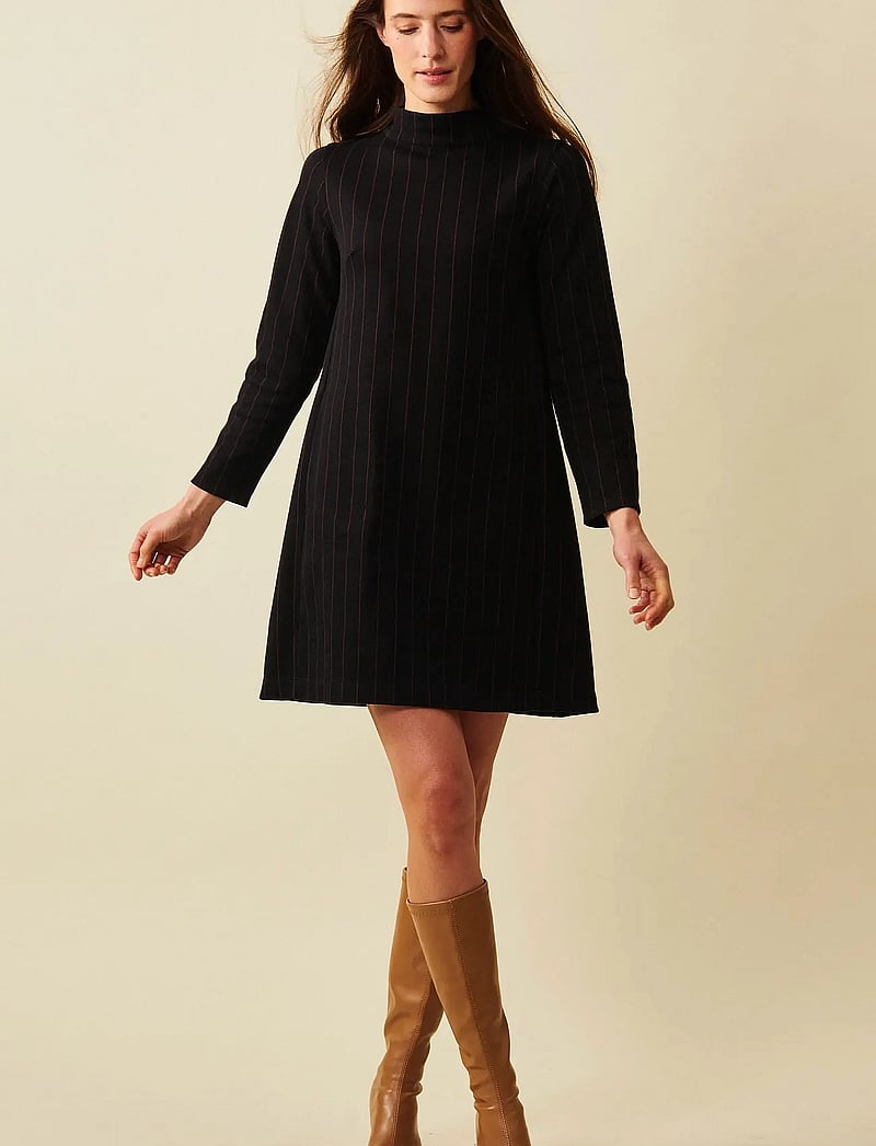 Jumperfabriken - Bernadette Stripe Dress - korte kjoler - black - 0