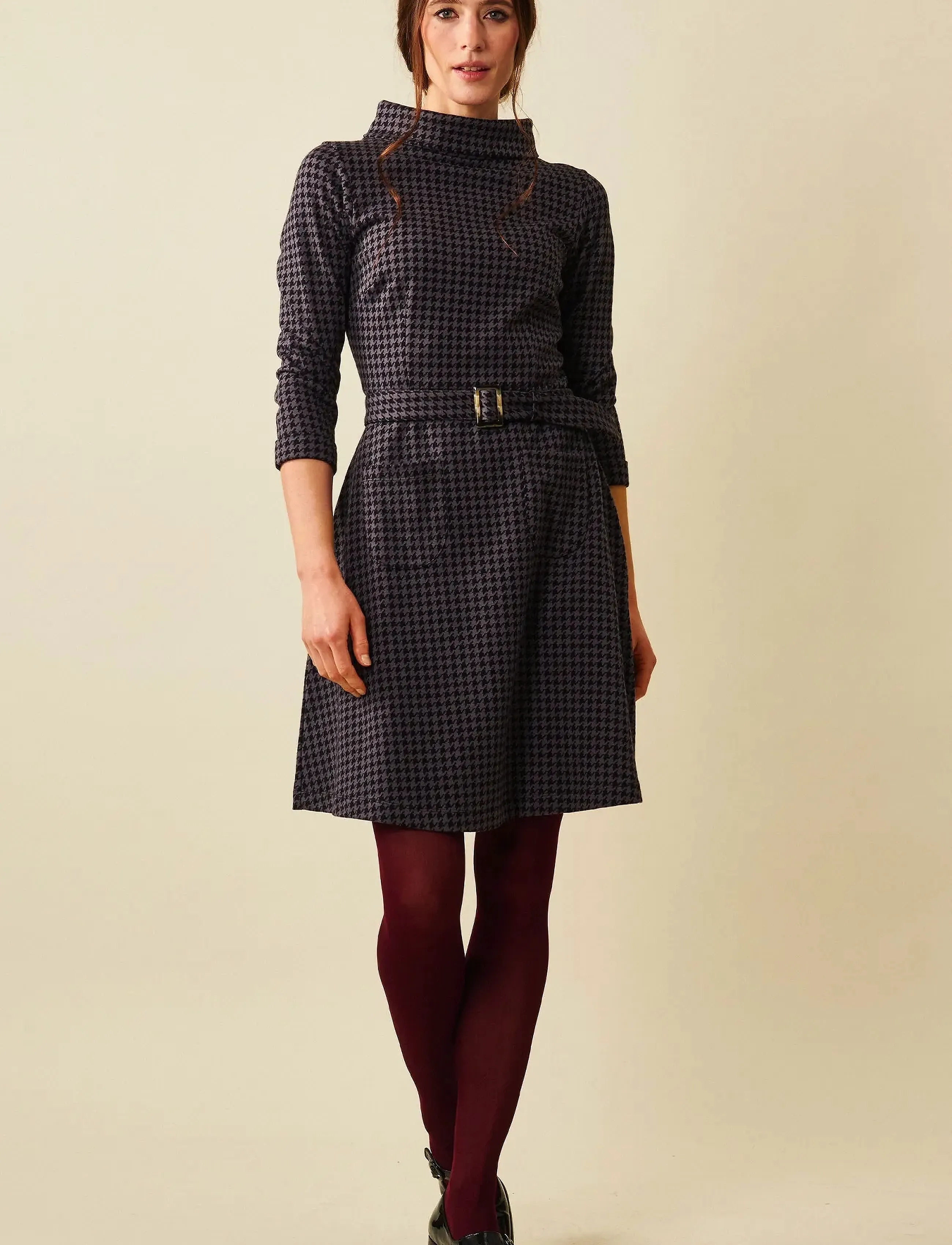 Jumperfabriken Kim Houndstooth Dress, Kvinder, Houndstooth Højhalset Kjole, Grå, Str: L