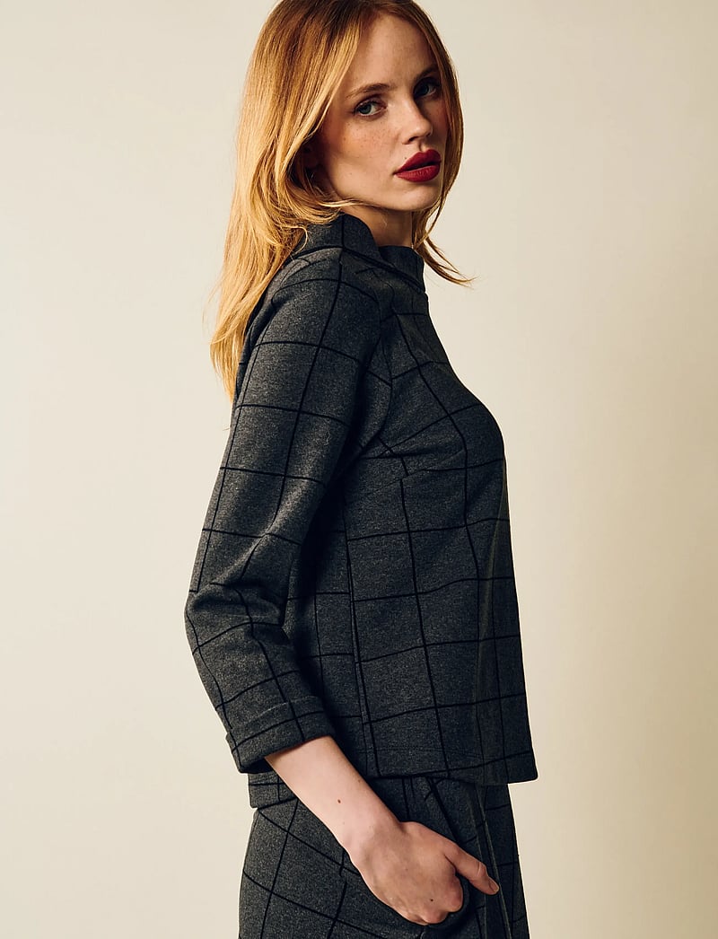 Jumperfabriken - Tara Houndstooth Jumper - alltags-style - grey - 3