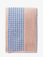 Check Towel 50x100 cm soft pink/blue