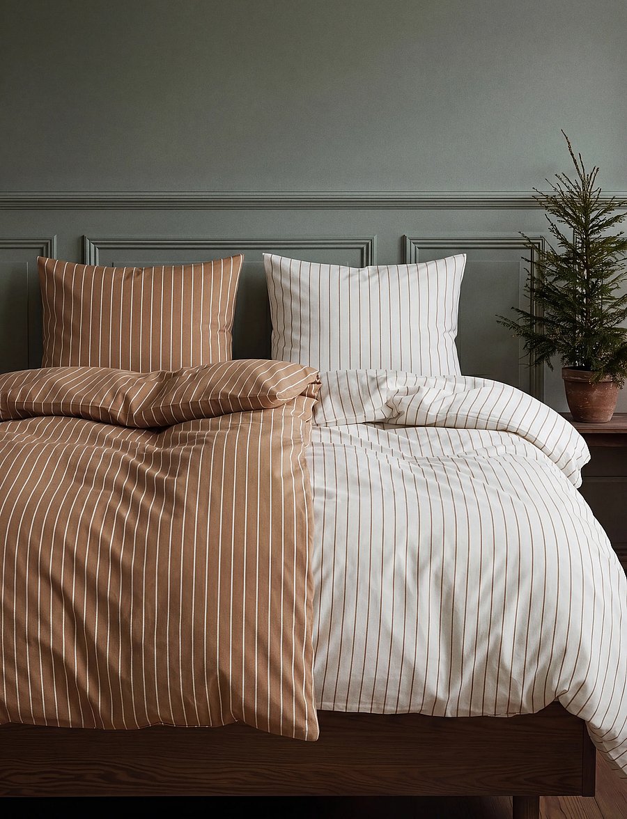 Juna - Soft Bed linen 140x220 cm caramel/off-white DK - caramel/off-white - 3