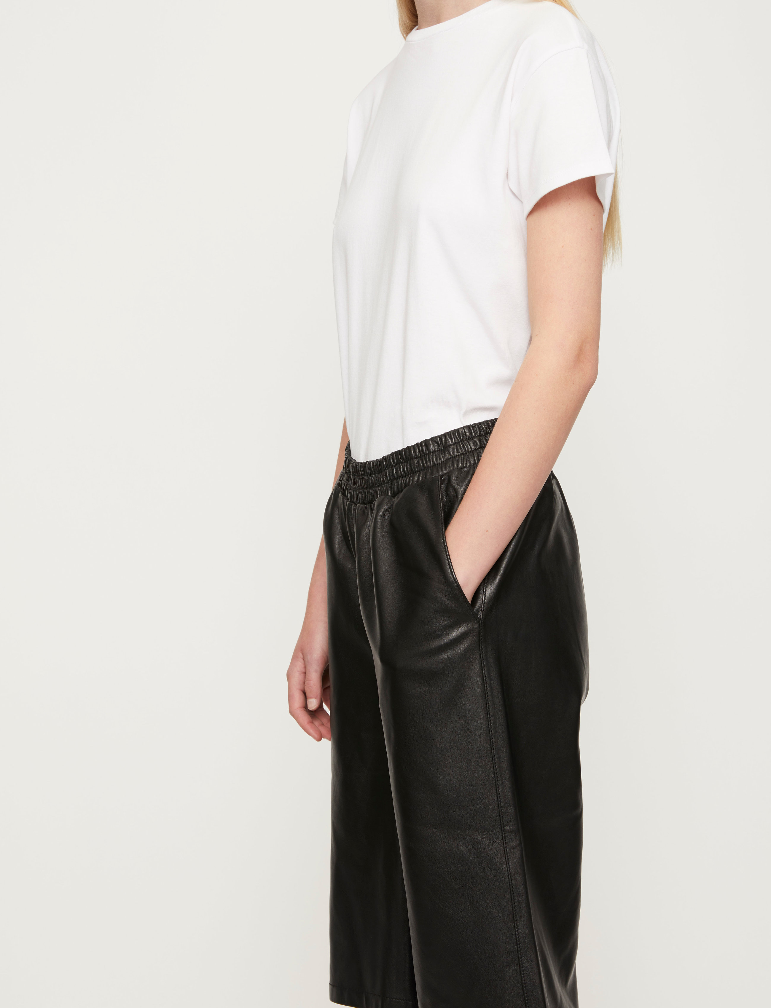 Just Female - Paso leather bermuda - black - 5