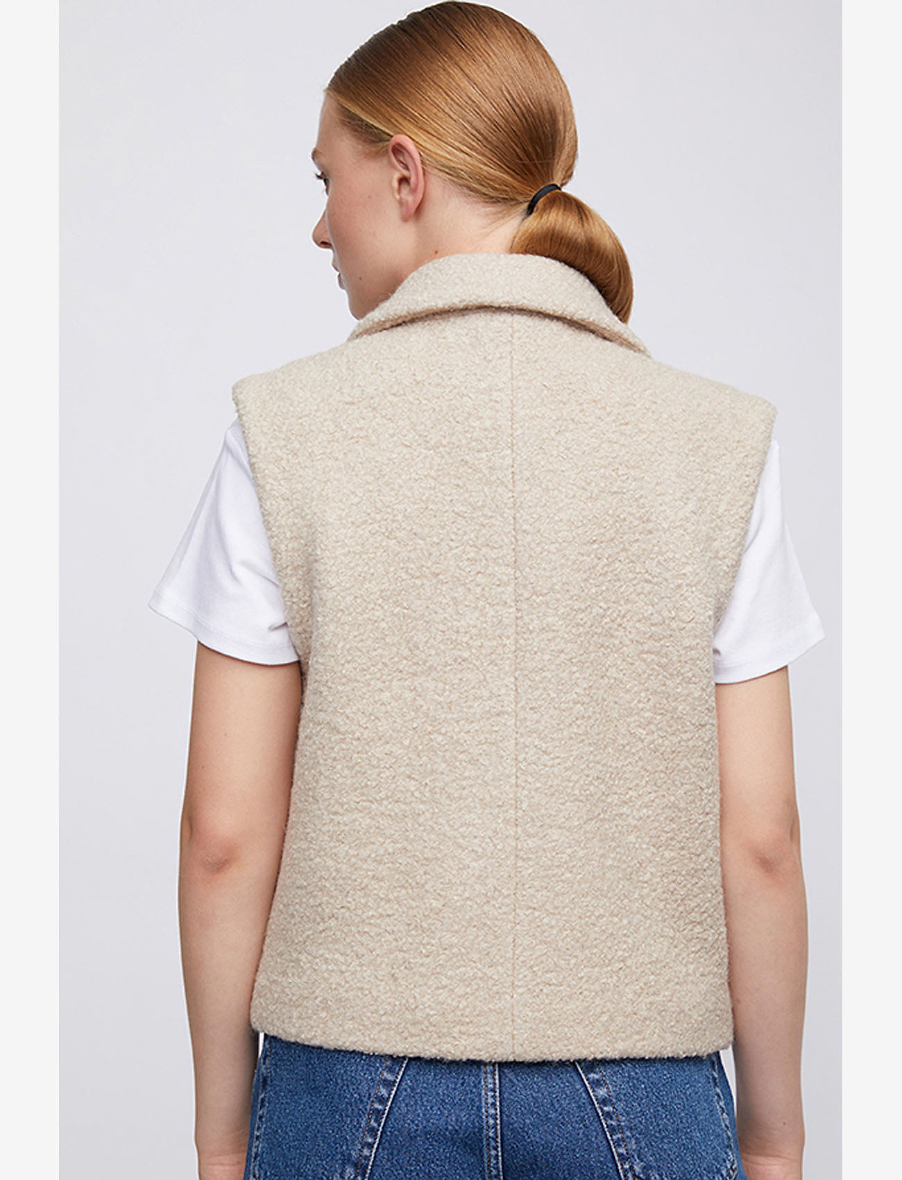 Just Female - Box vest - rainy day - 4