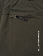 Just Junkies - Lemo Shorts Ribstop - casual shorts - army - 4